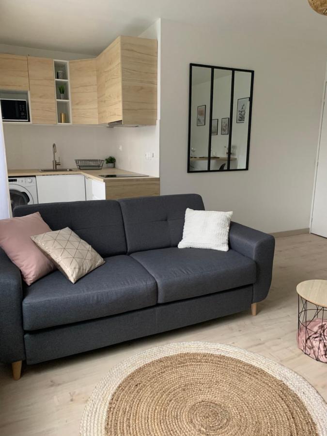 Studio 30M2 - Au Pied De La Gare - Parking Cergy Ngoại thất bức ảnh
