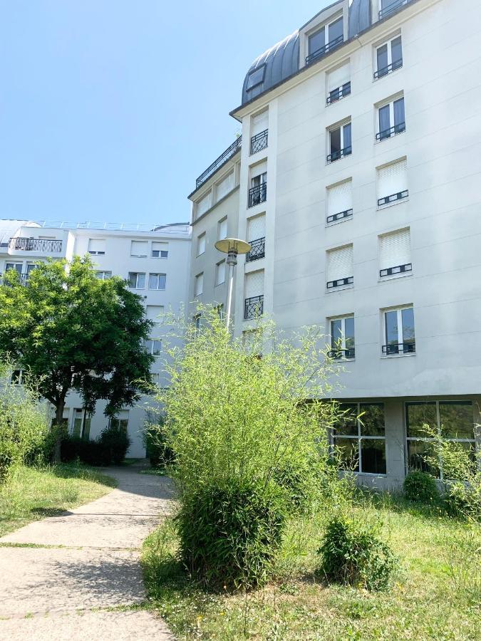 Studio 30M2 - Au Pied De La Gare - Parking Cergy Ngoại thất bức ảnh